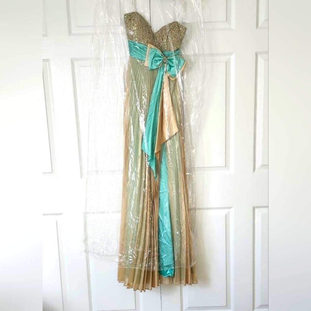 PARTY TIME FORMALS Sequined Sweetheart Pleated Maxi Prom Gown